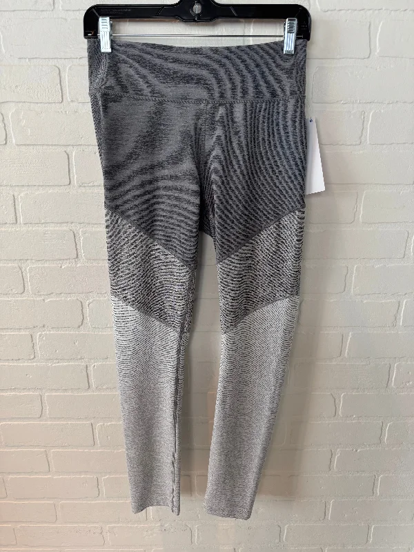 Athletic Leggings By Outdoor Voices In Grey, Size: 8