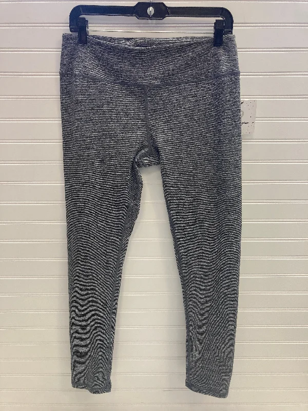 Athletic Leggings Capris By Whisper In Grey, Size: L